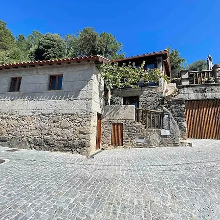 Willa Petra'S House Geres Zewnętrze zdjęcie