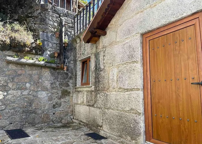 Petra\'S House Geres